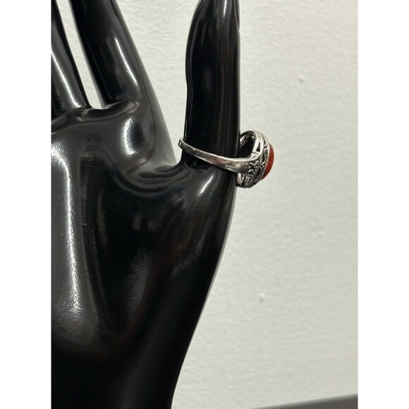Faux Red Carnelian Stone On Silvertone Band Ring Costume Ring Size 9.75 - Picture 11 of 16